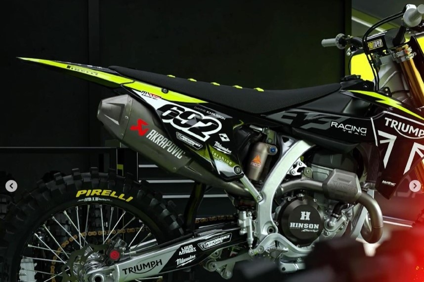Il Team FF Racing passa a Triumph